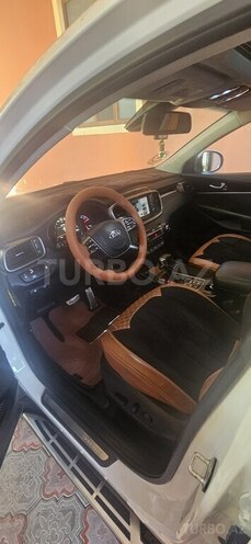 Kia Sorento-5