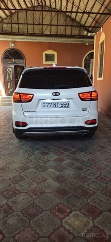 Kia Sorento-7