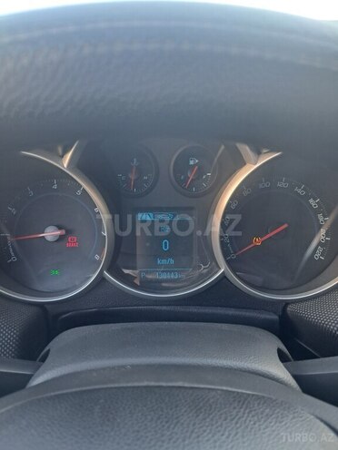 Chevrolet Cruze-6