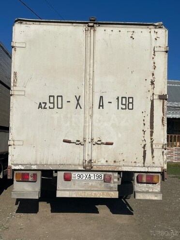 Mercedes Atego 1218-4