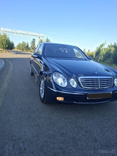 Mercedes E 220-3