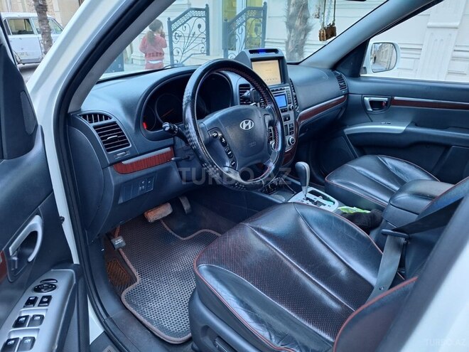 Hyundai Santa Fe-5