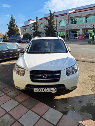 Hyundai Santa Fe-1