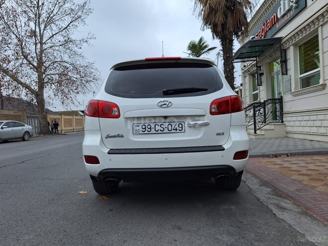 Hyundai Santa Fe-4