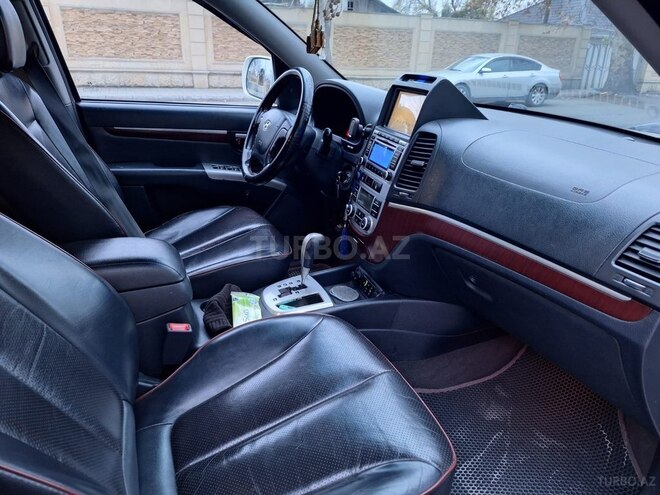 Hyundai Santa Fe-6