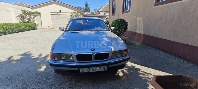 BMW 728-1