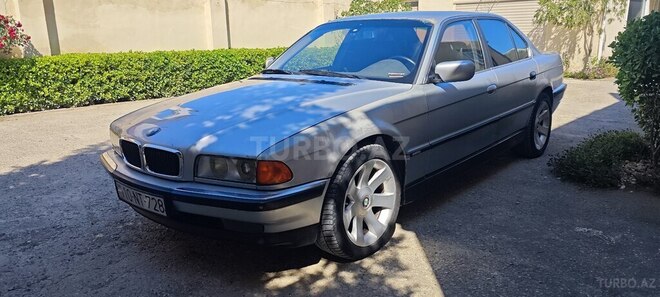 BMW 728-6