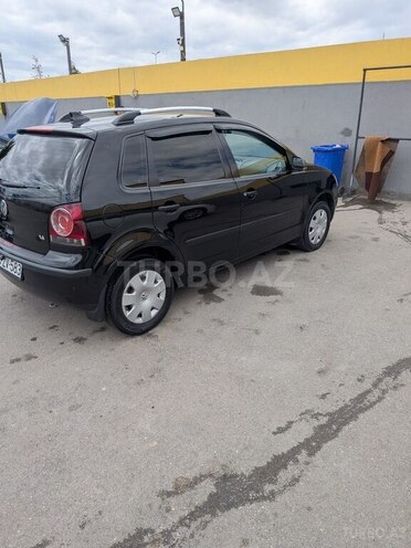 Volkswagen Polo-3