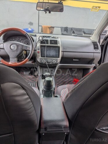 Volkswagen Polo-5