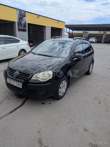 Volkswagen Polo-13