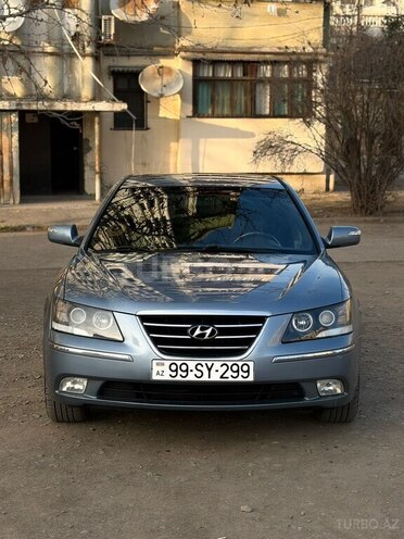 Hyundai Sonata-1
