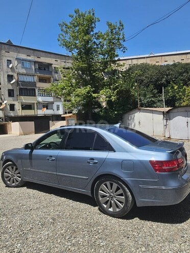 Hyundai Sonata-15