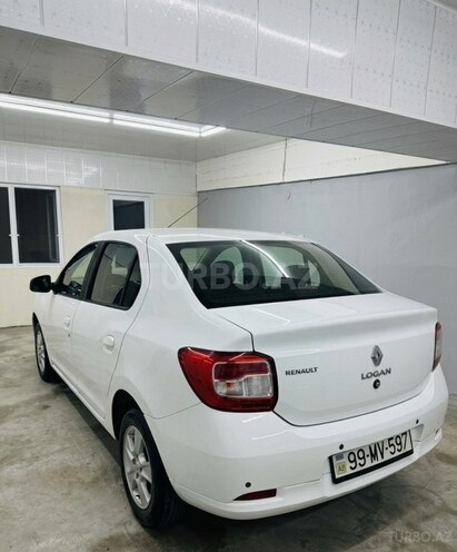 Renault Logan-2