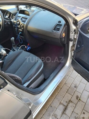 Renault Megane-7