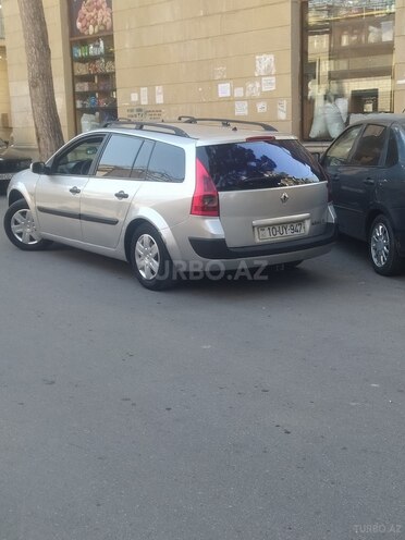 Renault Megane-10