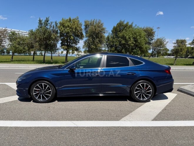 Hyundai Sonata-4