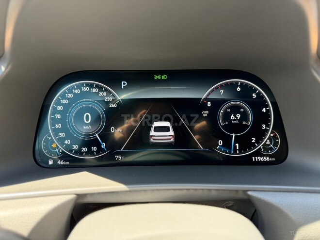 Hyundai Sonata-16