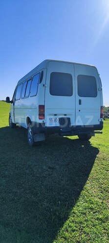 Ford Transit-7