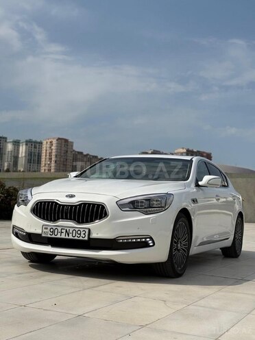 Kia Quoris-1