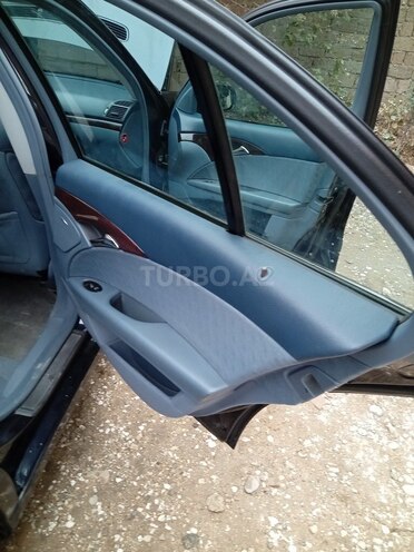 Mercedes E 240-14