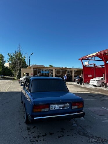 LADA (VAZ) 2107-2
