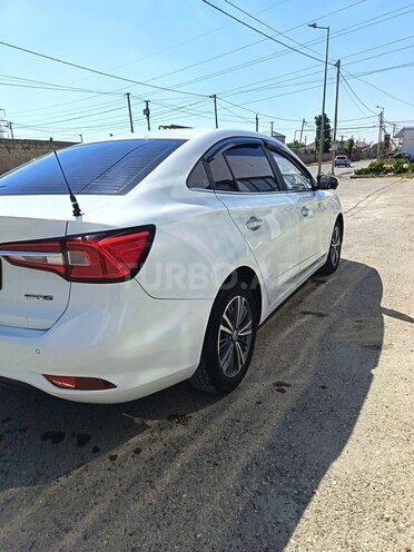 MG 5-11