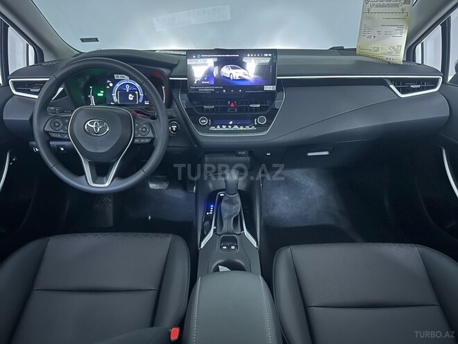 Toyota Corolla-11