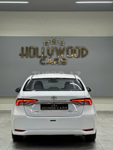 Toyota Corolla-10