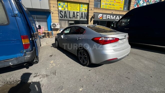 Kia Forte-3