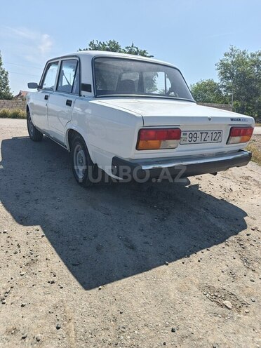LADA (VAZ) 2107-17