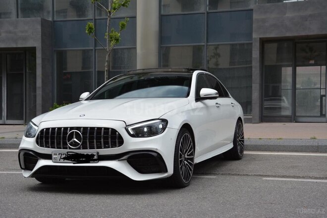 Mercedes E 300 4MATIC-1