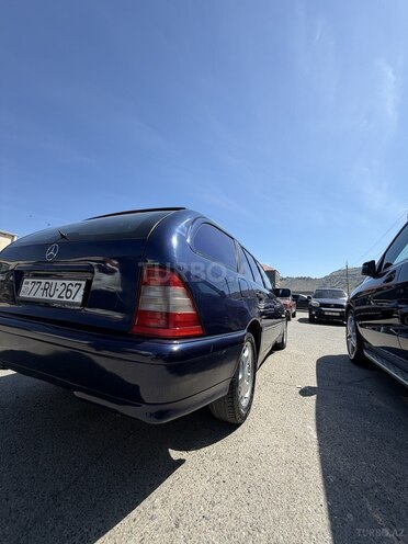 Mercedes C 200-7