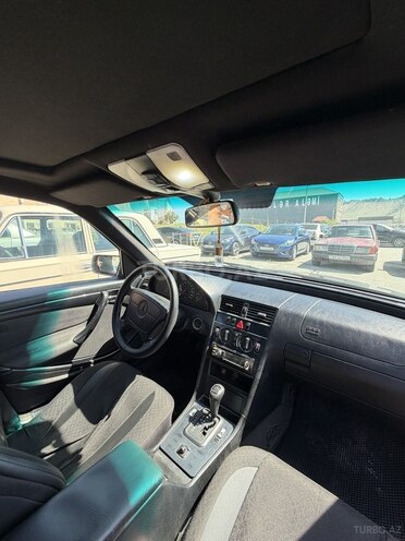 Mercedes C 200-9