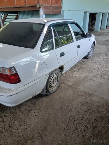 Daewoo Nexia-4