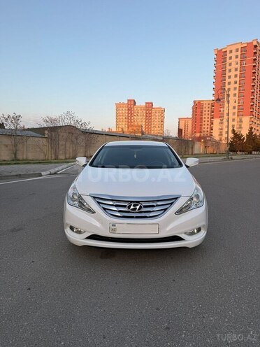 Hyundai Sonata-2