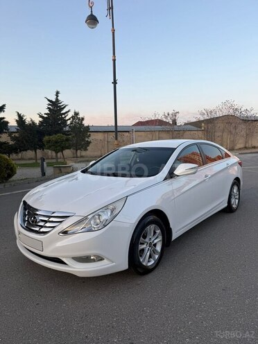 Hyundai Sonata-3