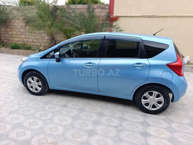 Nissan Note-8
