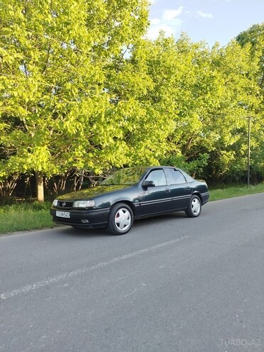 Opel Vectra-2