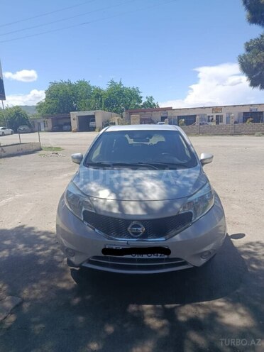 Nissan Note-1