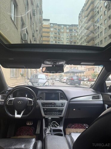 Hyundai Sonata-2