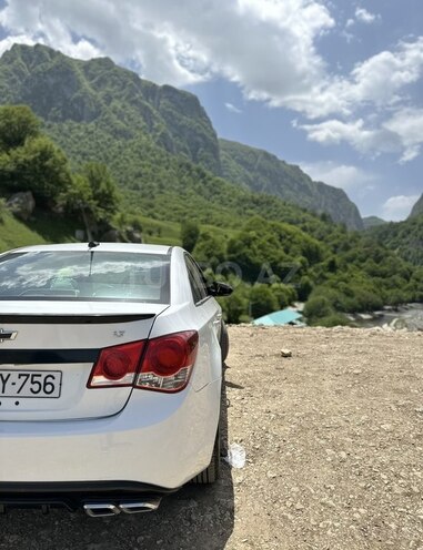 Chevrolet Cruze-10