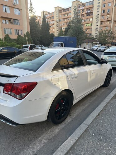 Chevrolet Cruze-8