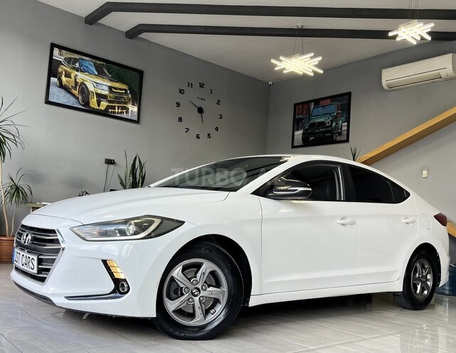Hyundai Avante-5