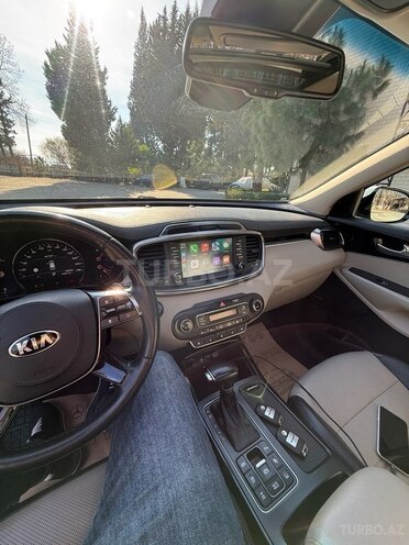 Kia Sorento-18