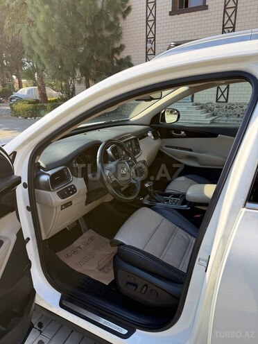 Kia Sorento-19