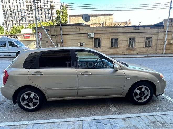 Kia Cerato-8