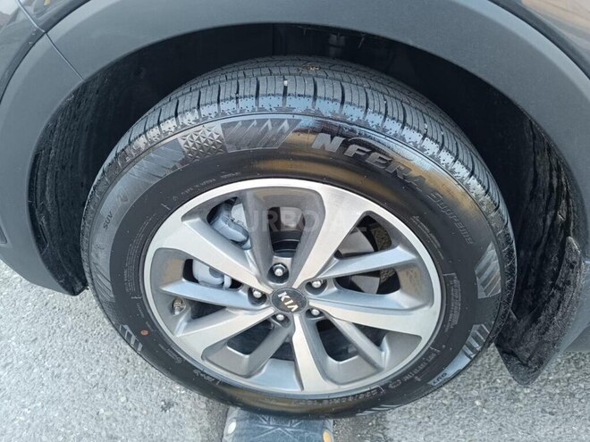 Kia Sorento-21