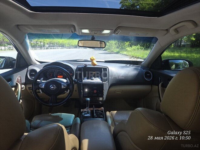 Nissan Maxima-6