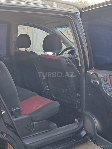 Opel Zafira-6