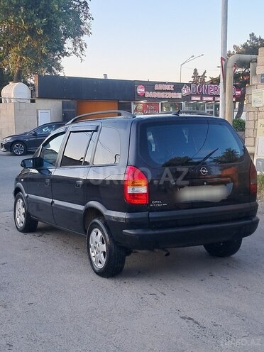 Opel Zafira-16